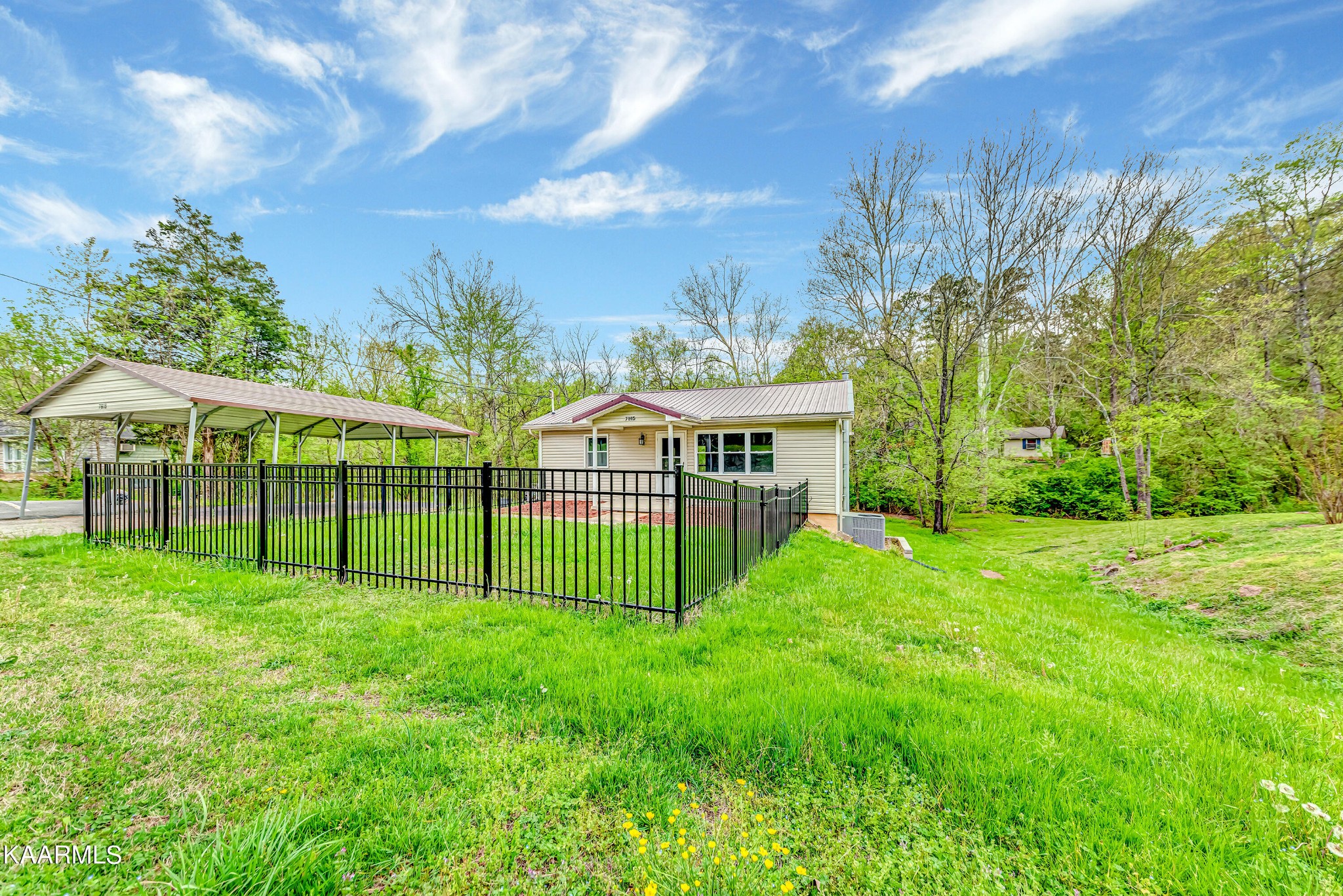 7815 Rollen Road Knoxville, TN 37920 - Photo 3 of 22 Gallery Image 3