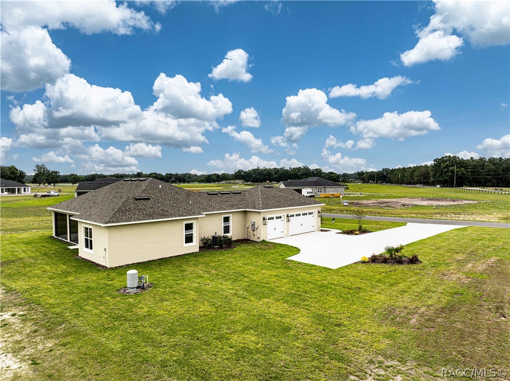 1439 Cr212 Road Oxford, FL 34484 - Photo 45 of 48 Side view of home