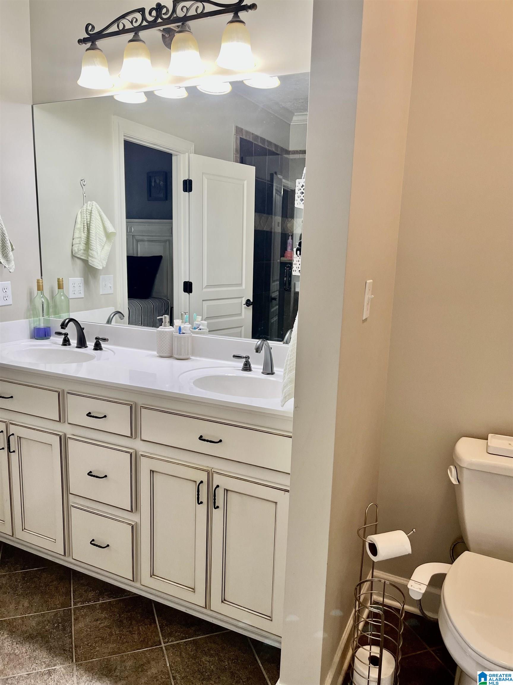 4661 Laura Lane Gadsden, AL 35907 - Photo 21 of 36