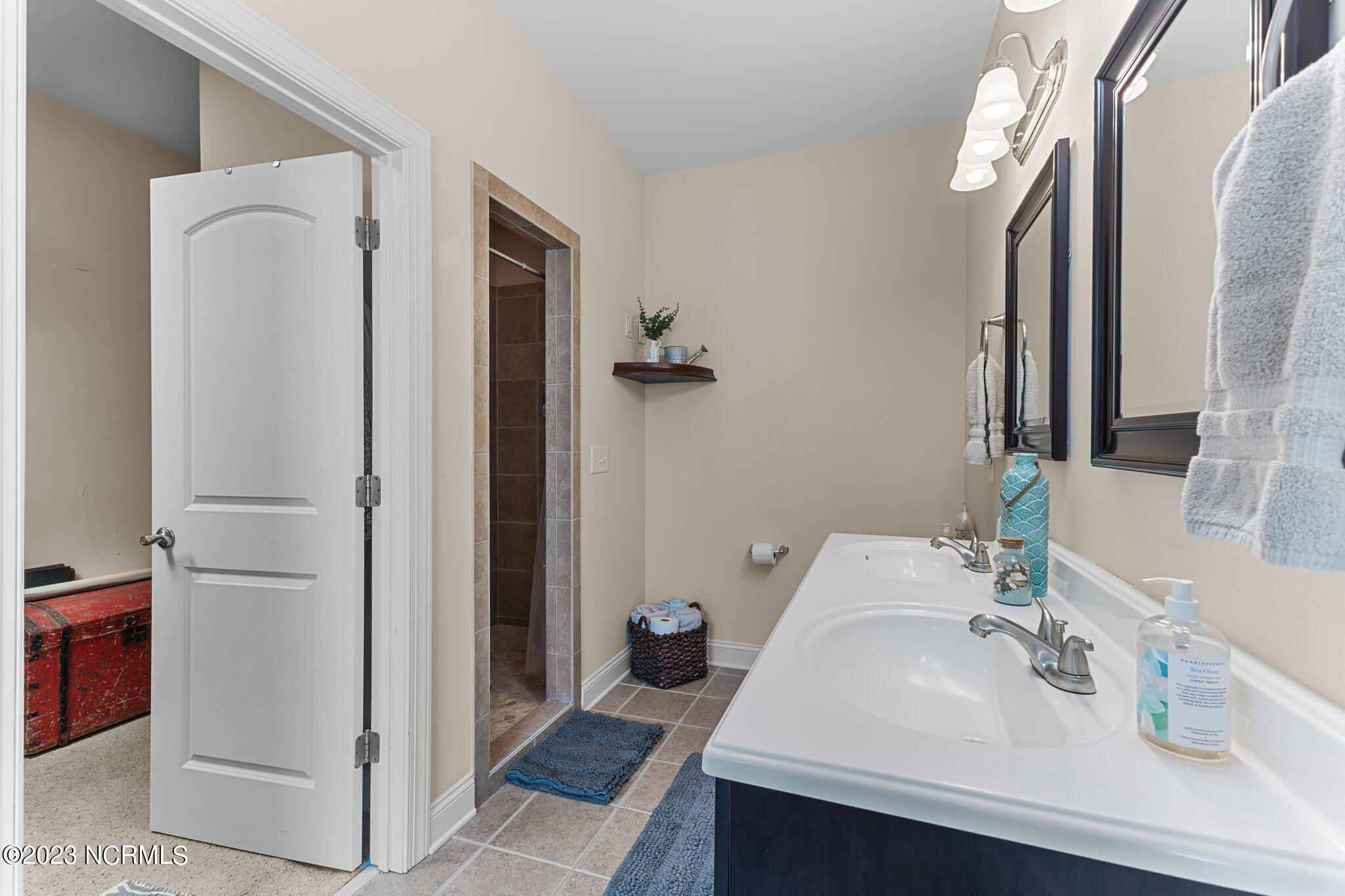 20 Lake Hills Road Pinehurst, NC 28374 - Photo 23 of 42 Master Bathroom