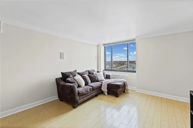 $150,000 | 700 East 8th Street, Unit 7Q, Kansas City, MO 64106