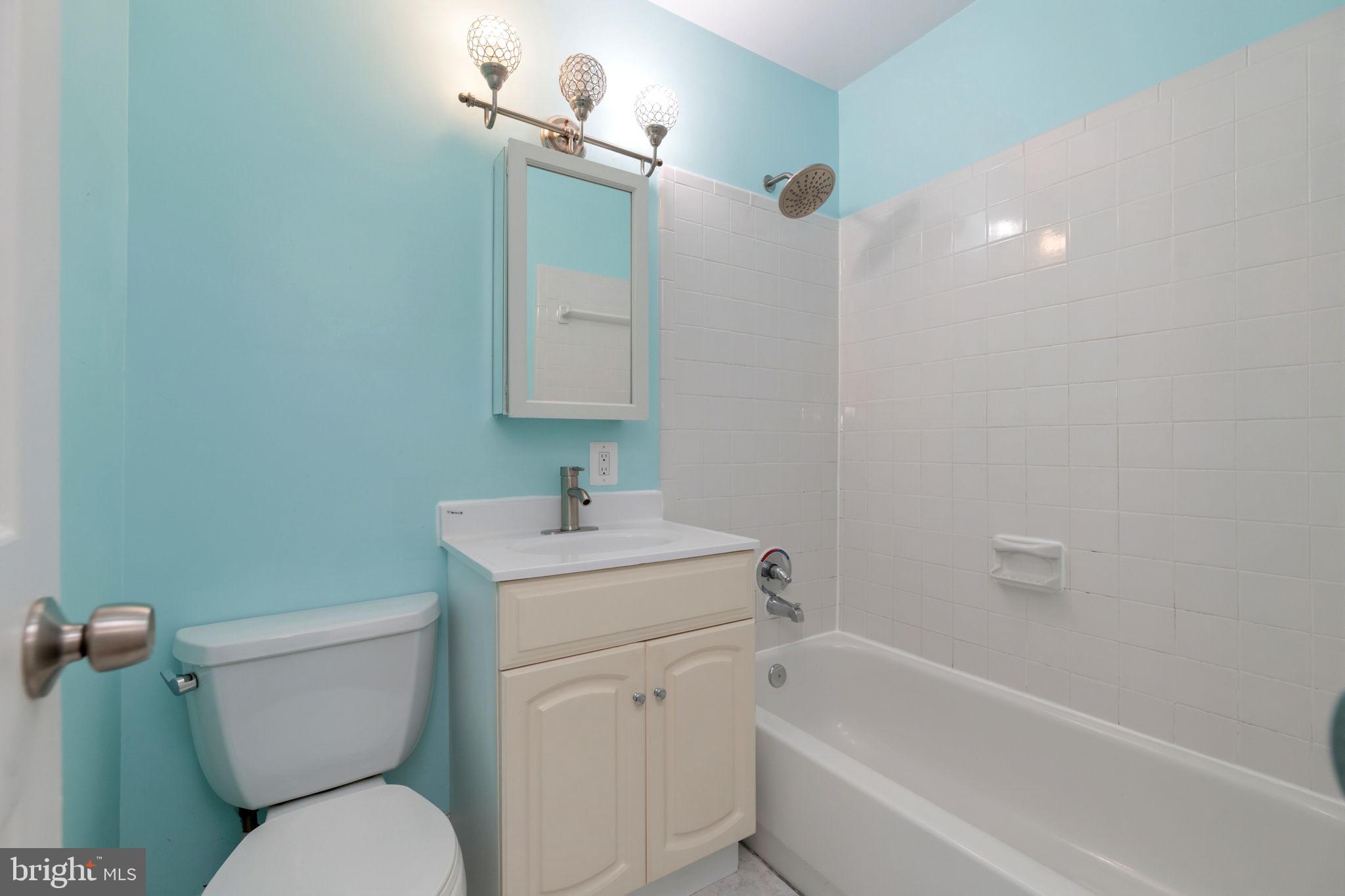 6823 Barrett Road Falls Church, VA 22042 - Photo 18 of 36