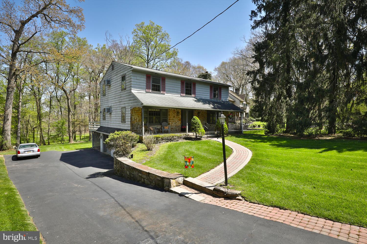2366 Fairway Road Huntingdon Valley, PA 19006 - Photo 3 of 47 Front Exterior