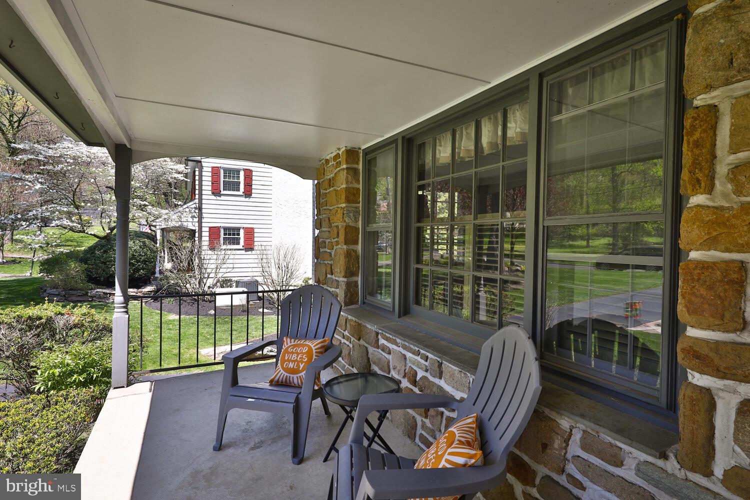 2366 Fairway Road Huntingdon Valley, PA 19006 - Photo 4 of 47 Front Porch