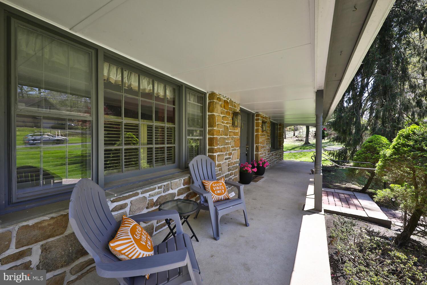 2366 Fairway Road Huntingdon Valley, PA 19006 - Photo 5 of 47 Front Porch