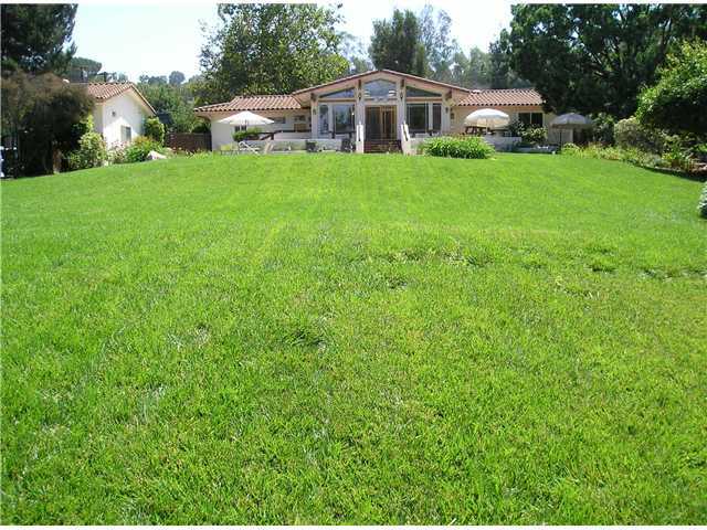 13538 Rostrata Road Poway, CA 92064 - Photo 2 of 10