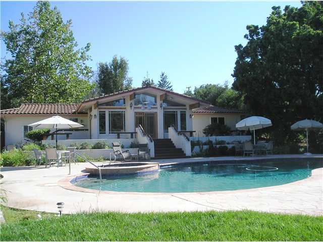 13538 Rostrata Road Poway, CA 92064 - Photo 3 of 10