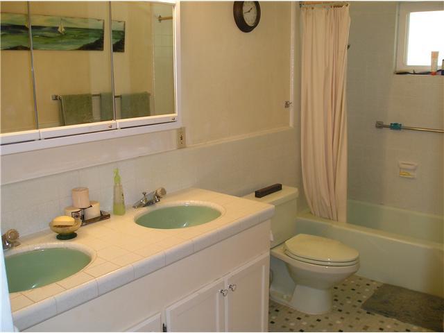 13538 Rostrata Road Poway, CA 92064 - Photo 9 of 10