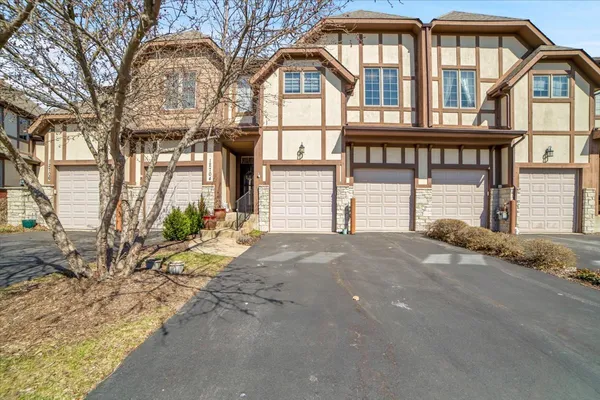 $389,900 | 12704 Wild Rye Court, Plainfield, IL 60585