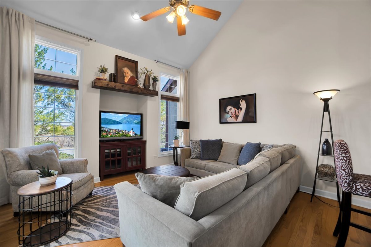 12704 Wild Rye Court Plainfield, IL 60585 - Photo 5 of 51