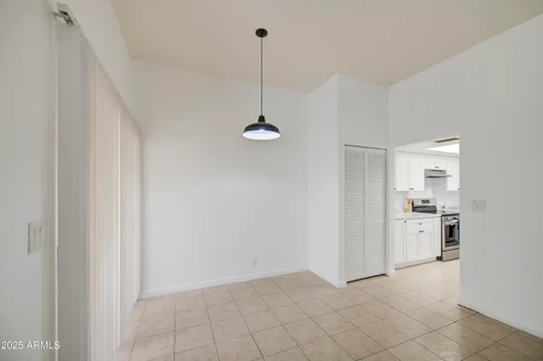 $255,000 | 712 South Lebanon Lane, Tempe, AZ 85288