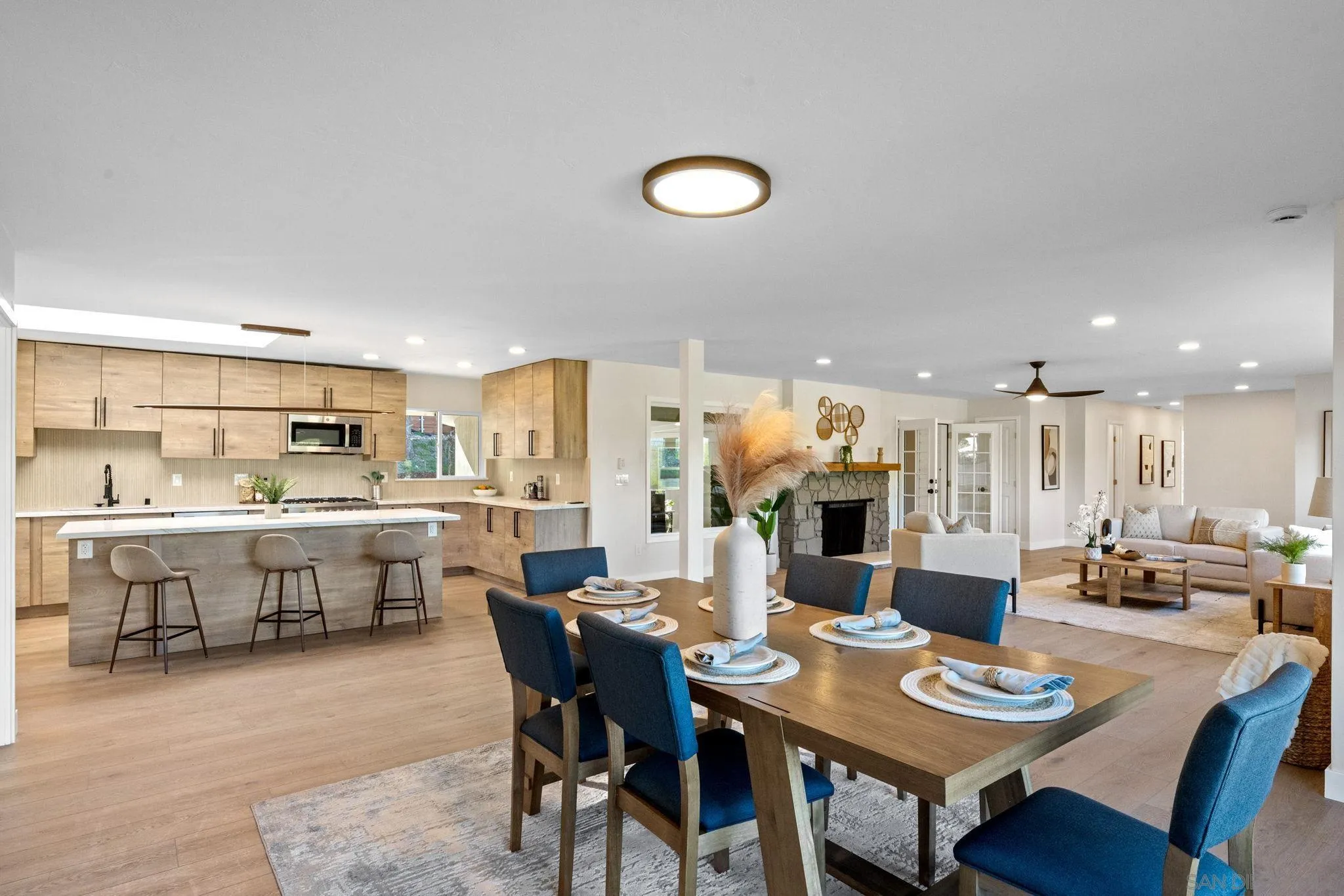 10104 Cristobal Drive Spring Valley, CA 91977 - Photo 11 of 56