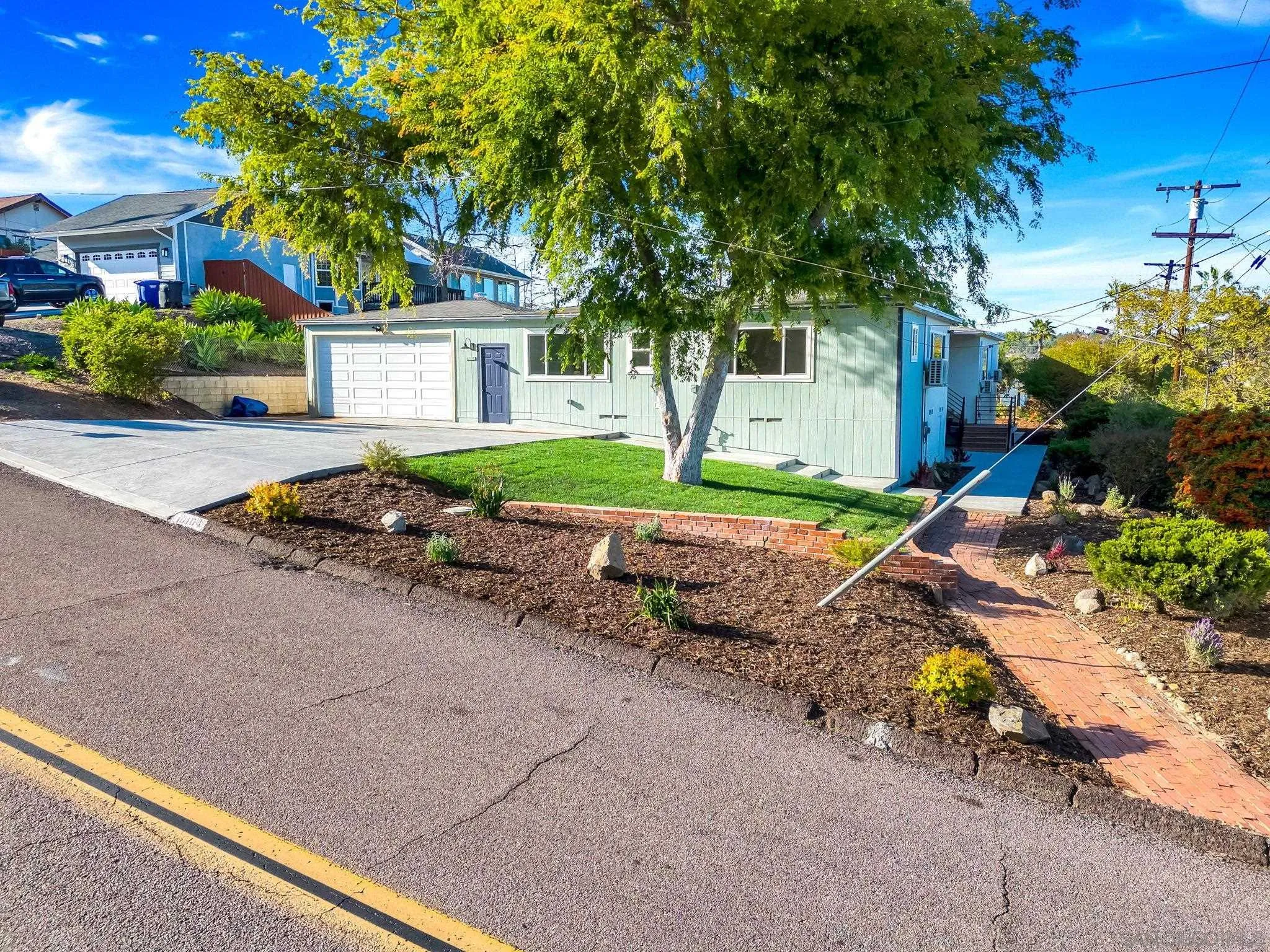 10104 Cristobal Drive Spring Valley, CA 91977 - Photo 3 of 56