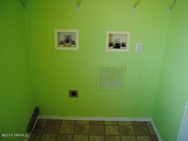 17660 West Oatman Road Marana, AZ 85653 - Photo 19 of 27 Gallery Image 19