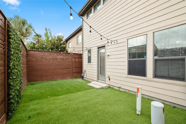 $449,000 | 3019 Royal Oaks Grove, Houston, TX 77082