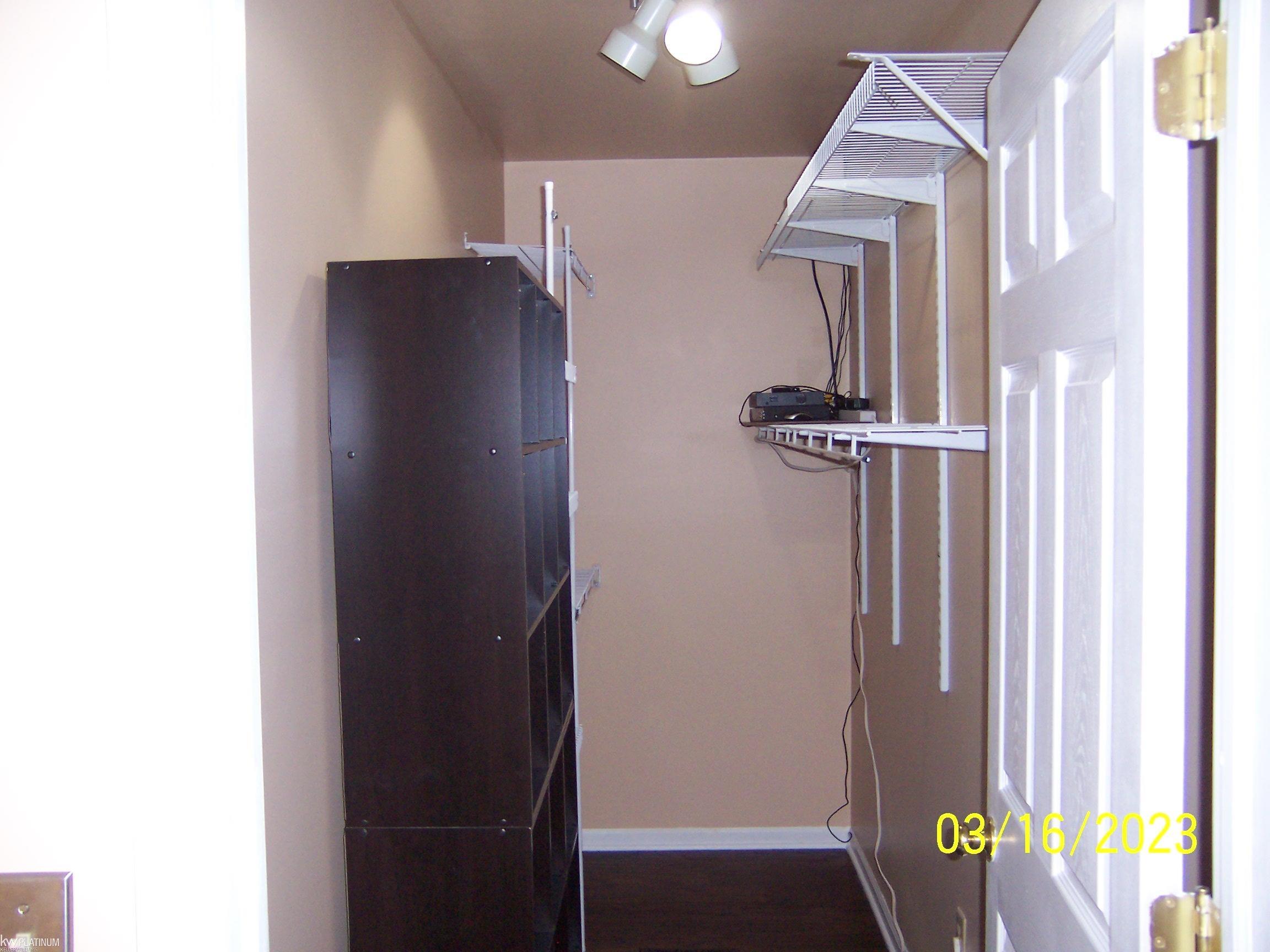 6113 Norman Road Jeddo, MI 48032 - Photo 12 of 53 50103600-11.JPG