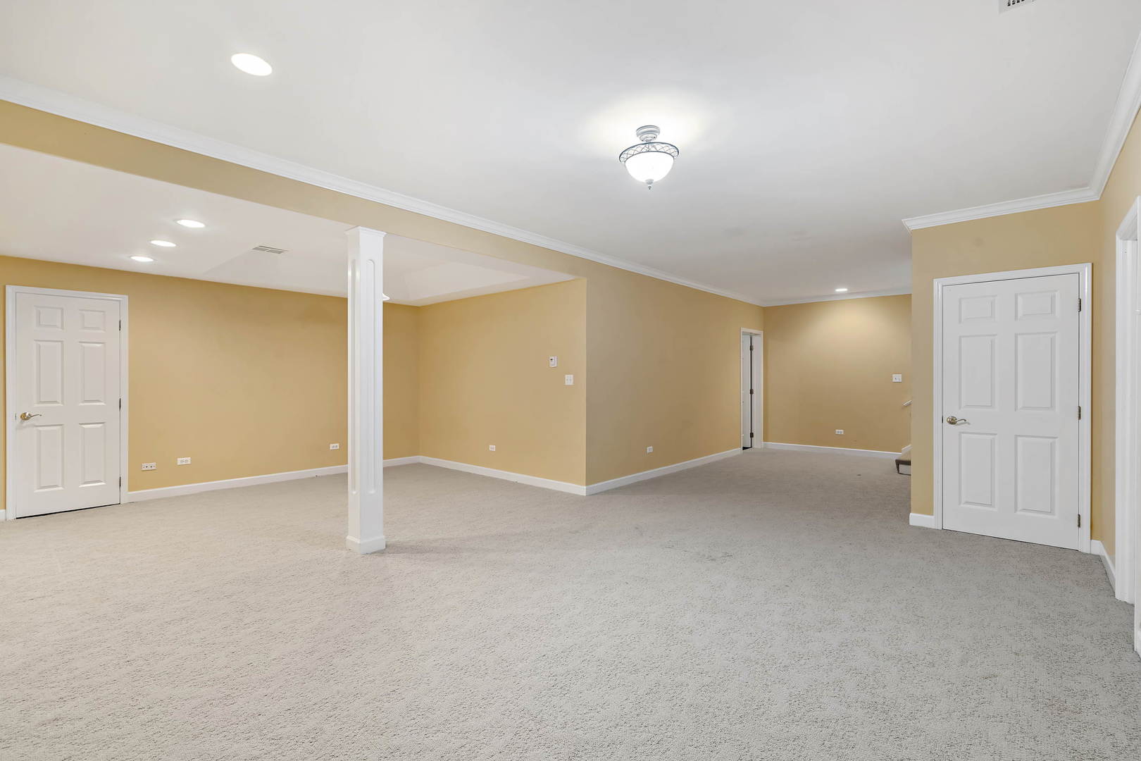 23501 West McClintock Road Channahon, IL 60410 - Photo 13 of 19 a view of an empty room