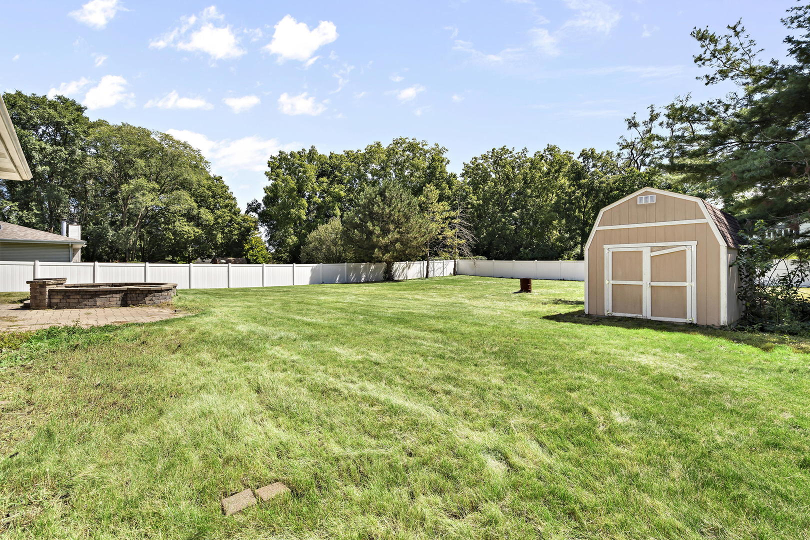 23501 West McClintock Road Channahon, IL 60410 - Photo 19 of 19 a view of a back yard