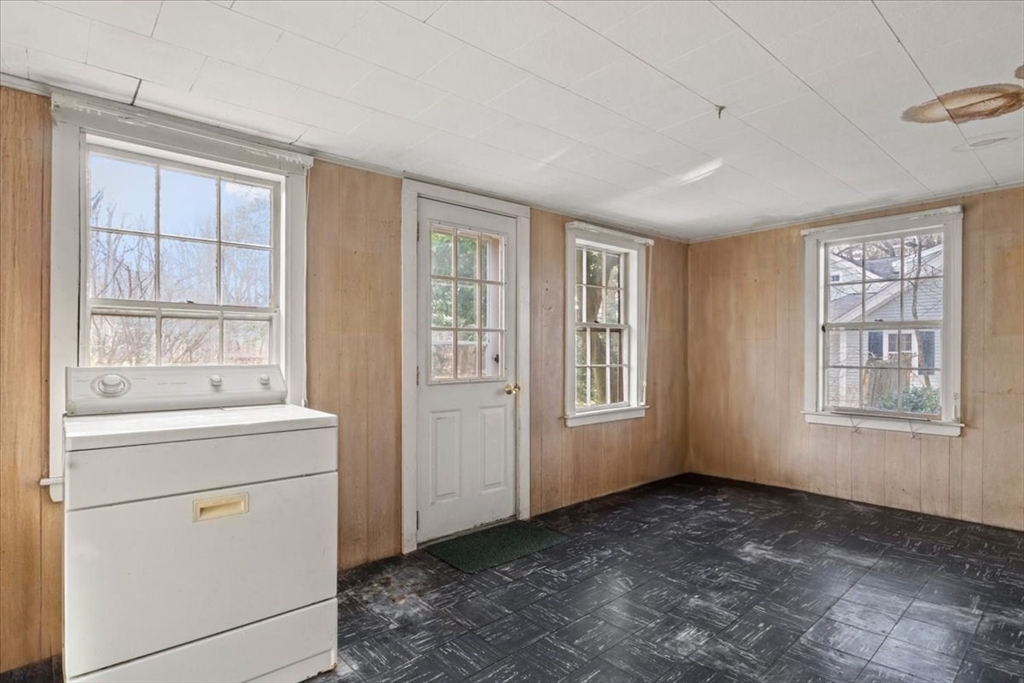 600 High Street Westwood, MA 02090 - Photo 11 of 27 a room with windows and closet