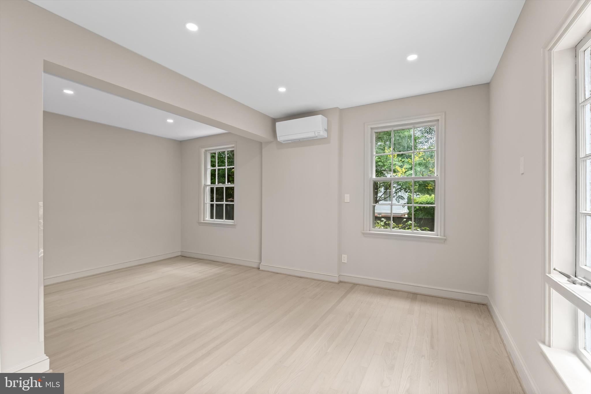 1525 35th Street Northwest Washington, DC 20007 - Photo 7 of 43 Bedroom 1