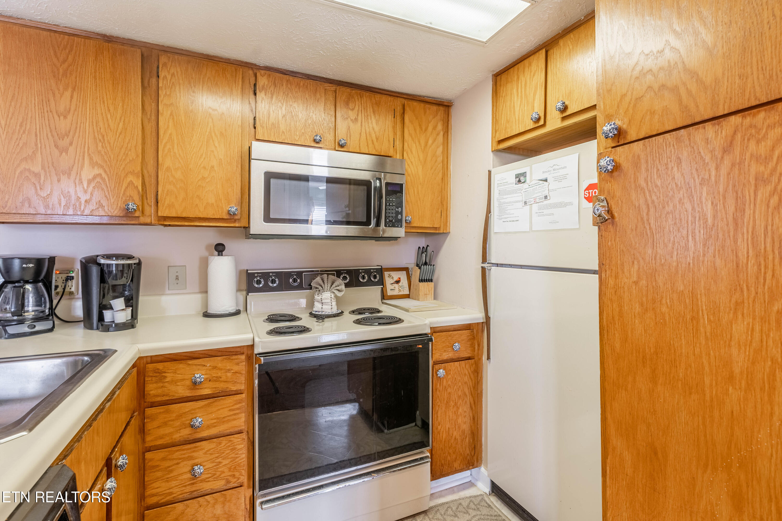 3710 Weber Road, Unit C203 Gatlinburg, TN 37738 - Photo 9 of 36 _DSC9616-HDR