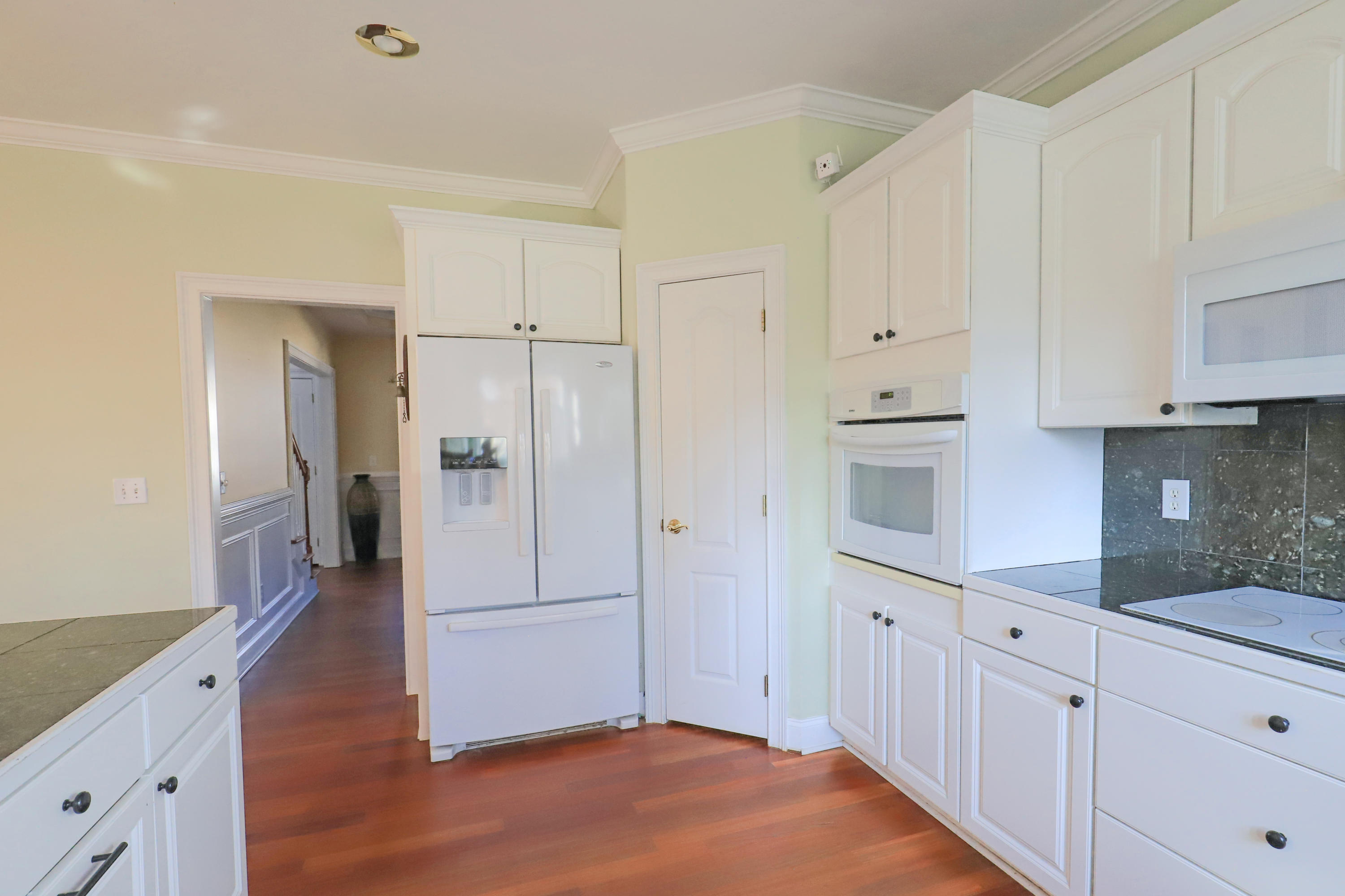 213 Harlech Way Charleston, SC 29414 - Photo 13 of 45 Kitchen