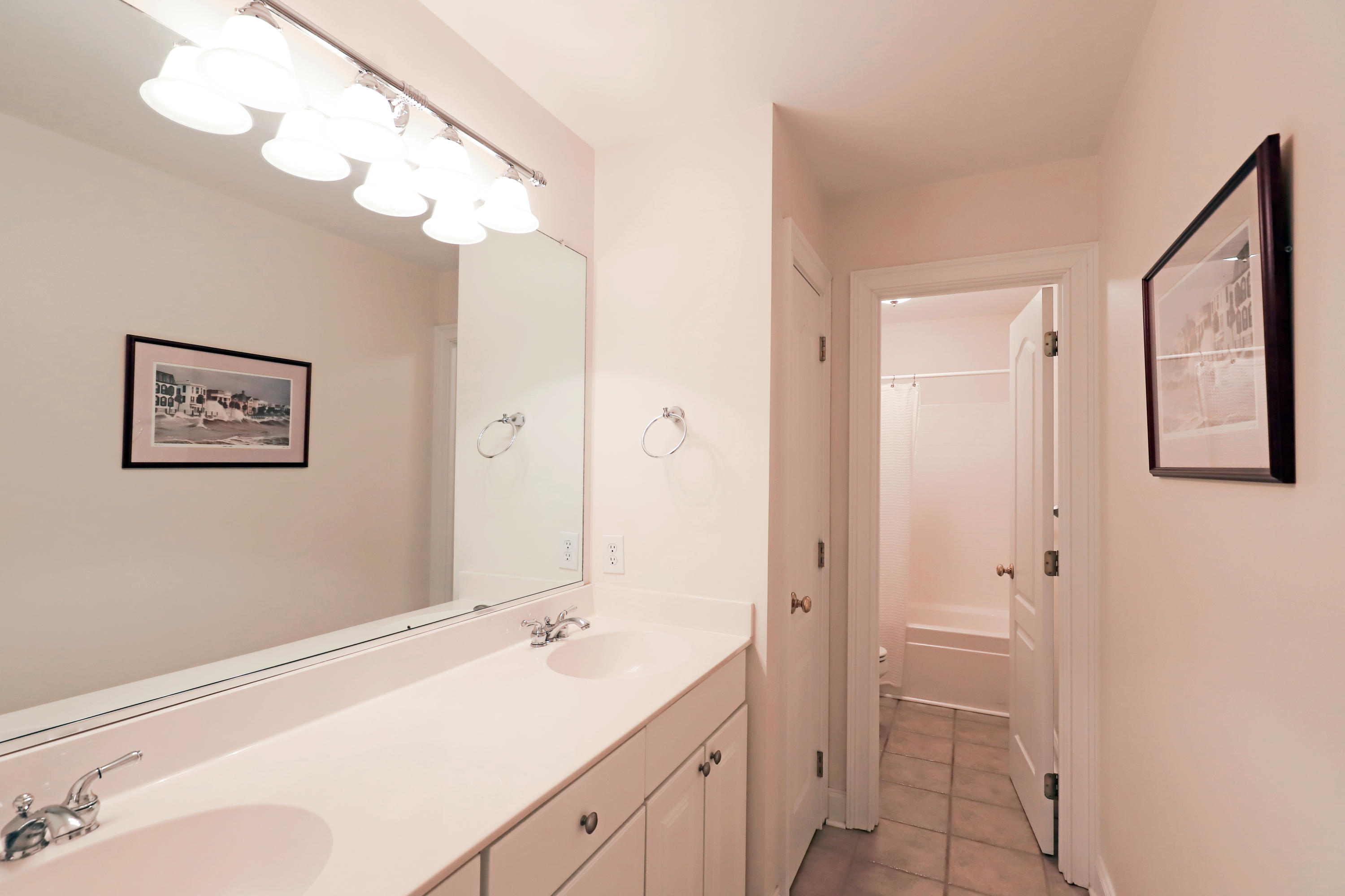 213 Harlech Way Charleston, SC 29414 - Photo 30 of 45 Bathroom