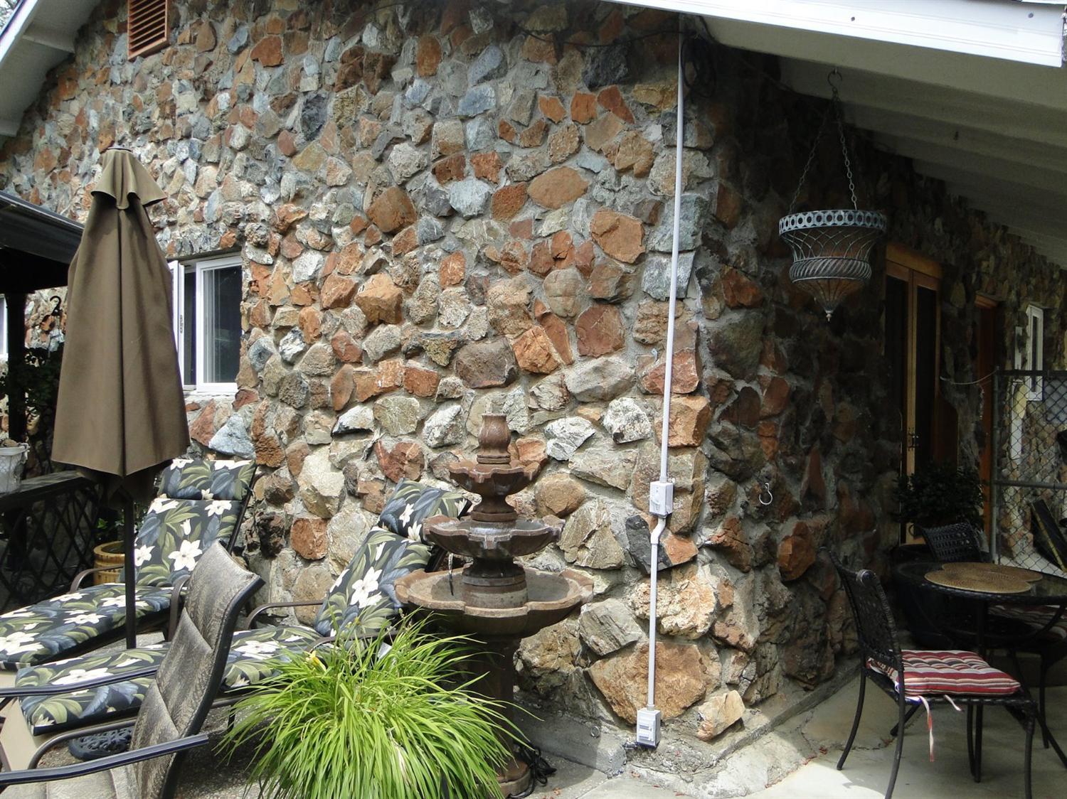 2000 Limpy Creek Road Grants Pass, OR 97527 - Photo 33 of 35 Gallery Image 33