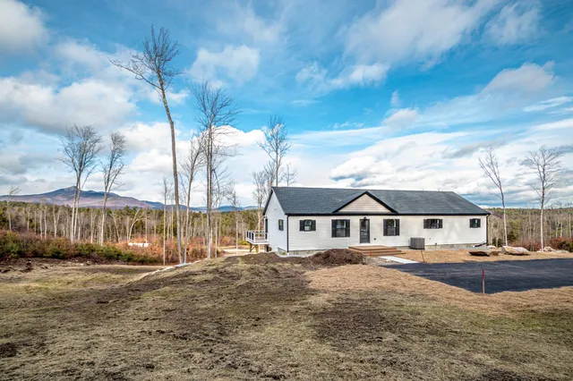 $1,200,000 | 63 Whipples Way, Chocorua, NH 03817