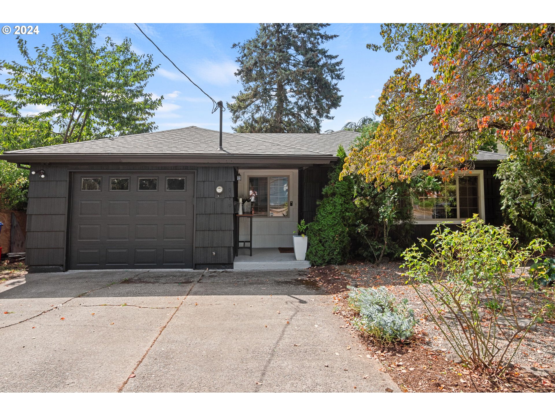 7650 Southeast Rural Street Portland, OR 97206 - Photo 9 of 43 Gallery Image 9