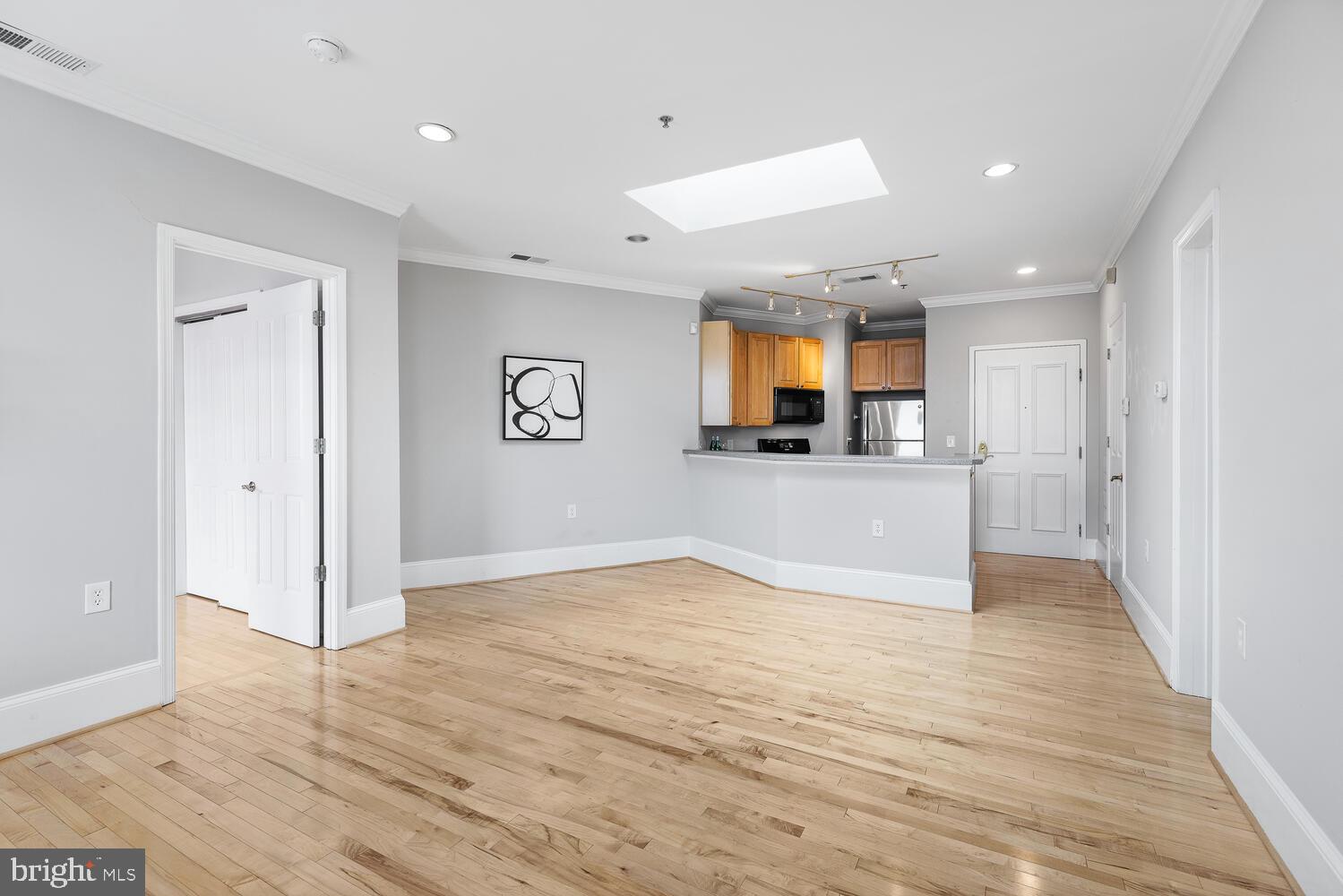 20 Logan Circle Northwest, Unit 32 Washington, DC 20005 - Photo 19 of 23 a view of a kitchen and an entryway