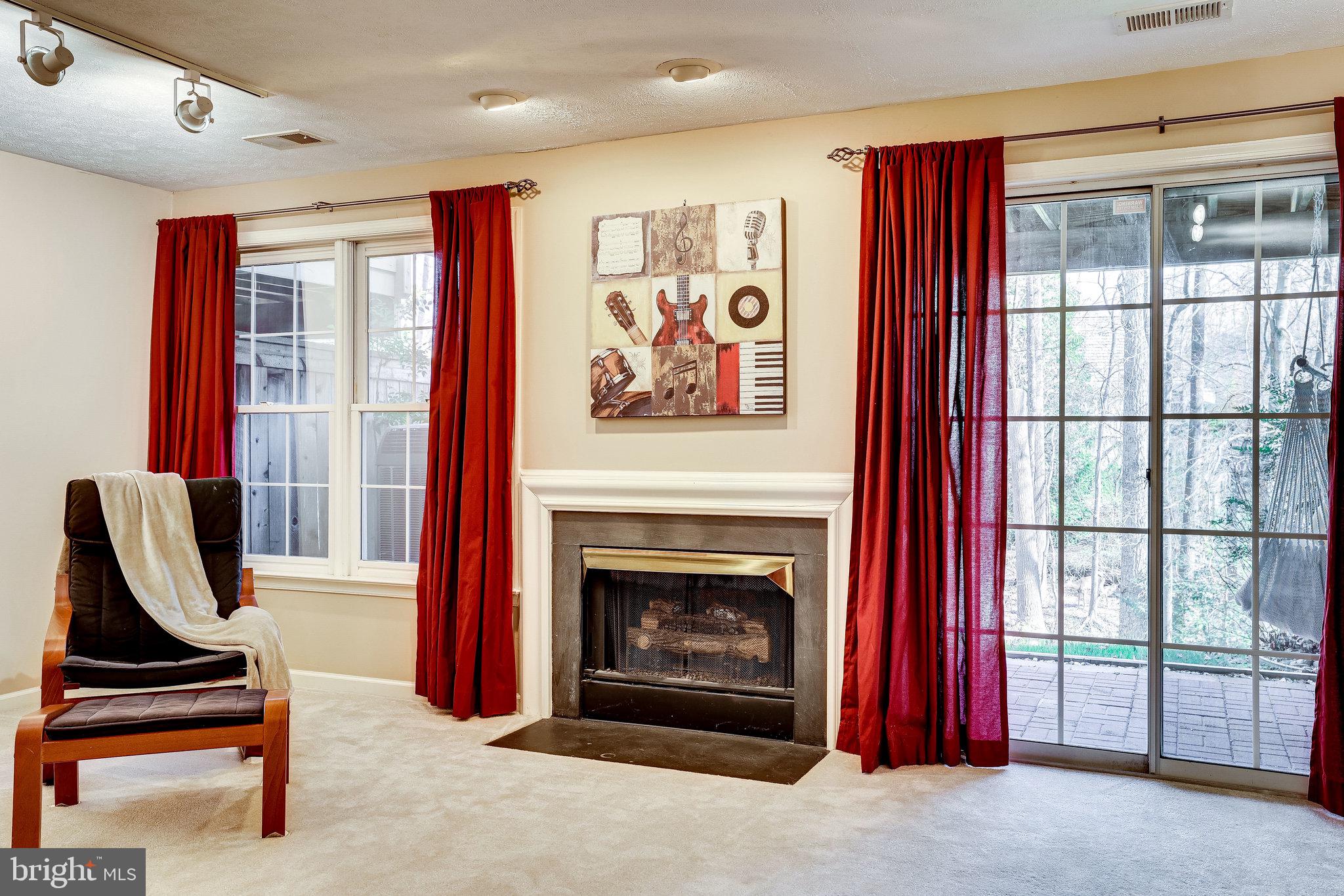 1223 Woodbrook Court Reston, VA 20194 - Photo 61 of 86 Gallery Image 61