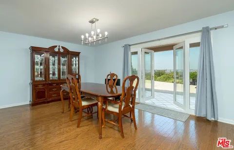 $1,399,000 | 8471 Vine Valley Drive, Sun Valley, CA 91352
