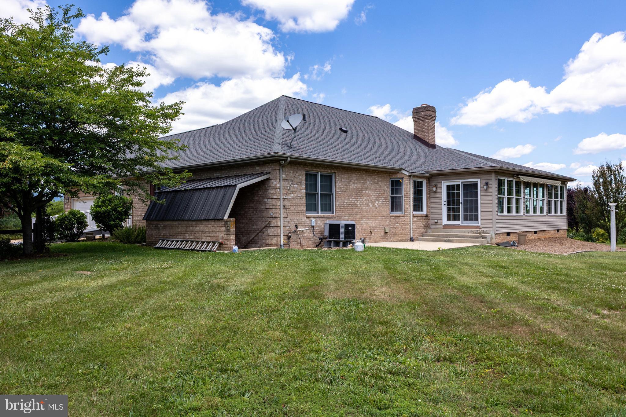 825 Parkview Estates Road Luray, VA 22835 - Photo 5 of 31
