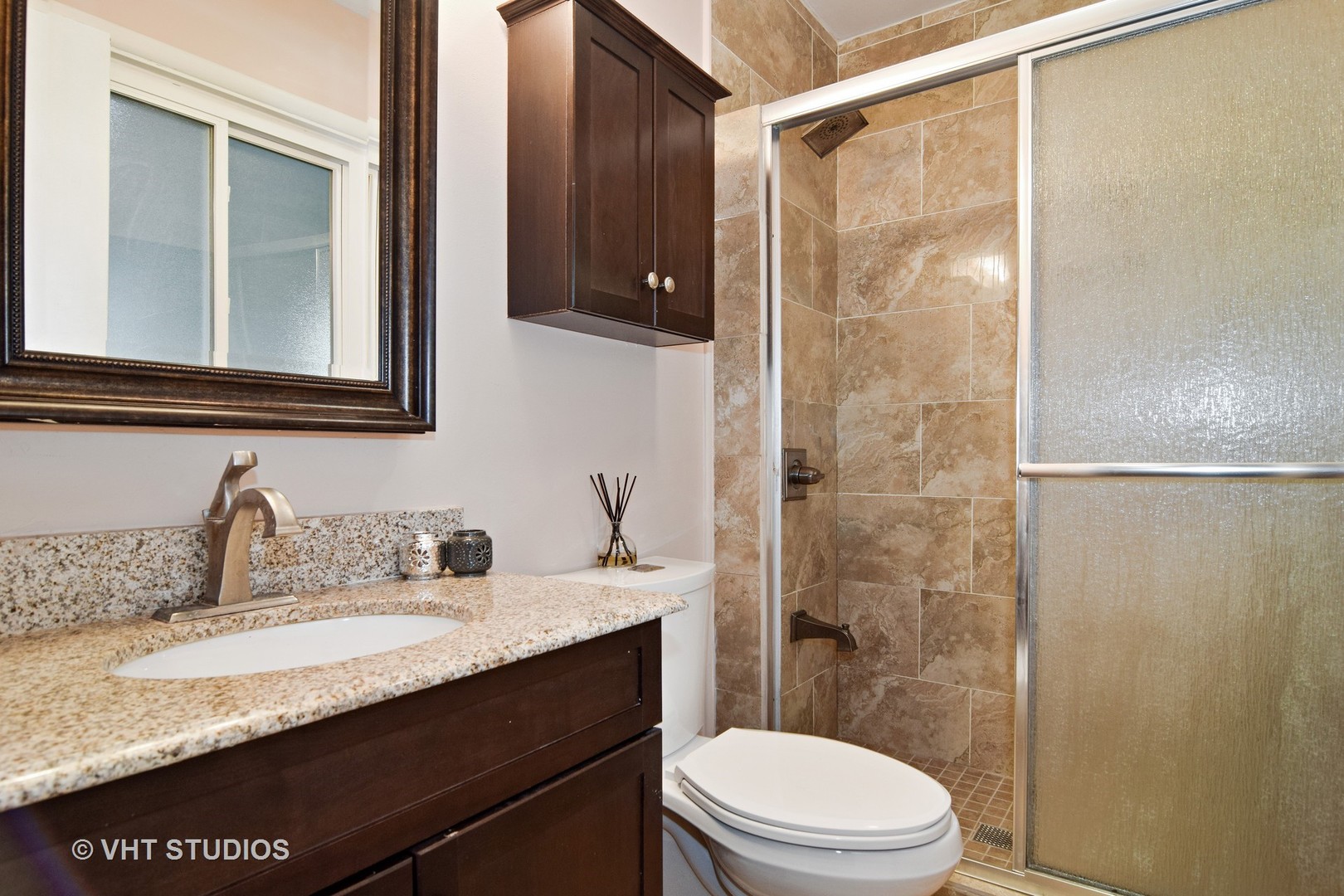 1675 Bedford Road Hoffman Estates, IL 60169 - Photo 10 of 15