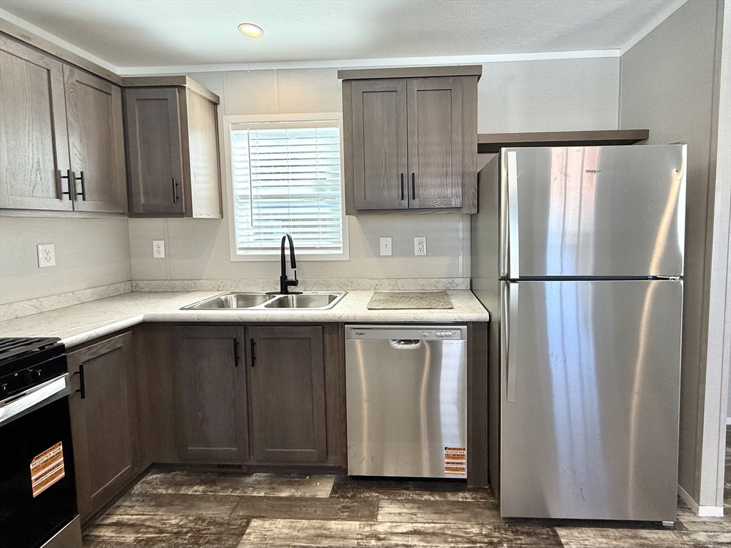 51 Monson Turnpike Road, Unit 1052 Ware, MA 01082 - Photo 8 of 17