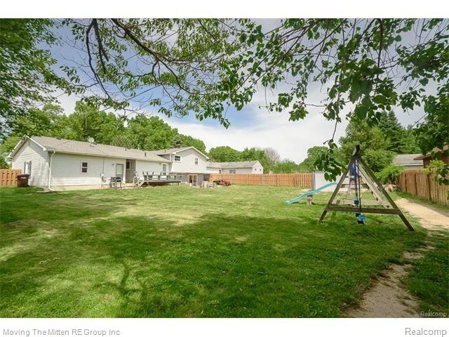 43313 Harris Road Belleville, MI 48111 - Photo 24 of 27