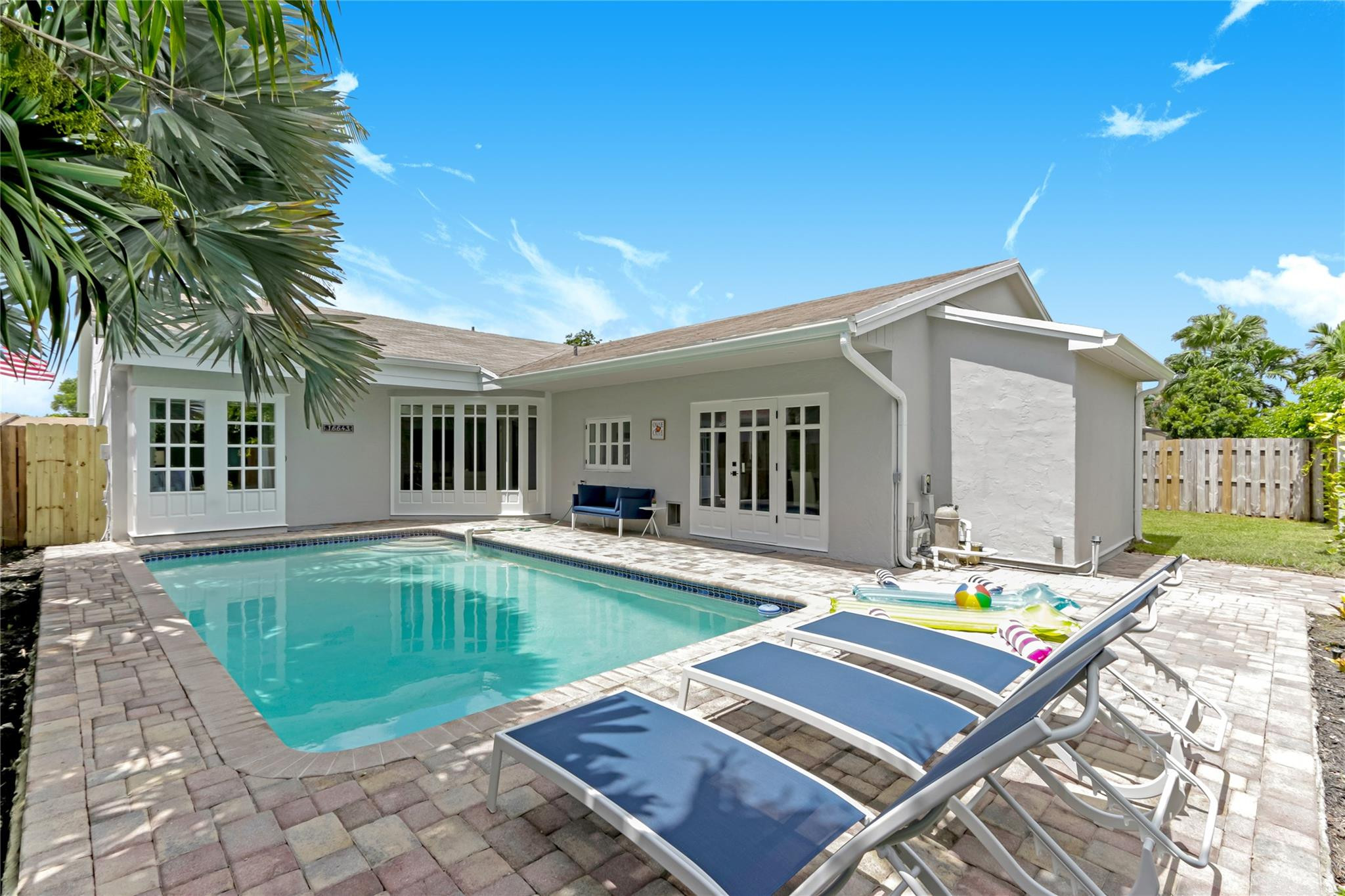 16643 Redwood Way Weston, FL 33326 - Photo 18 of 45 Photo 18