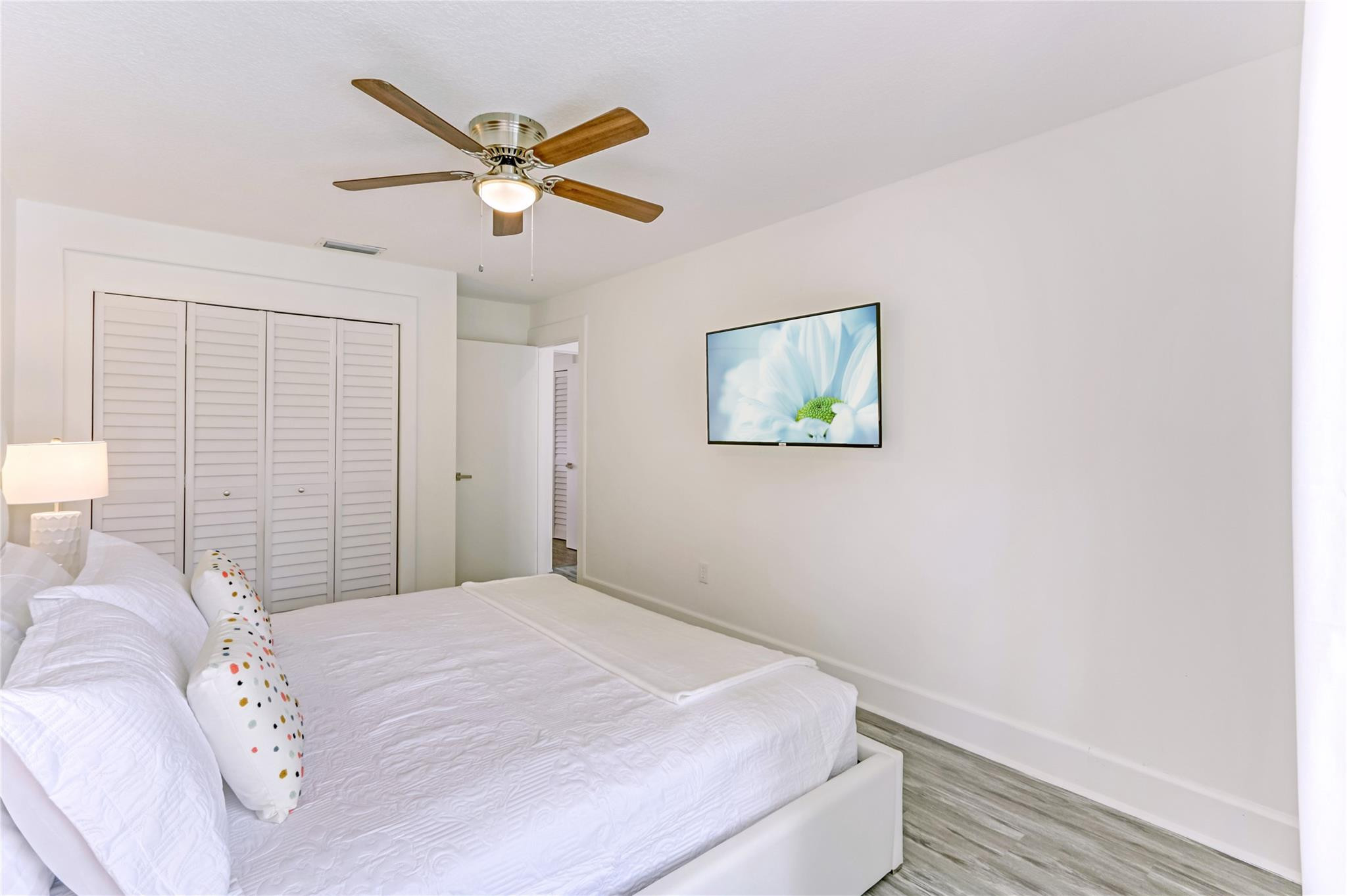 16643 Redwood Way Weston, FL 33326 - Photo 26 of 45 Photo 27