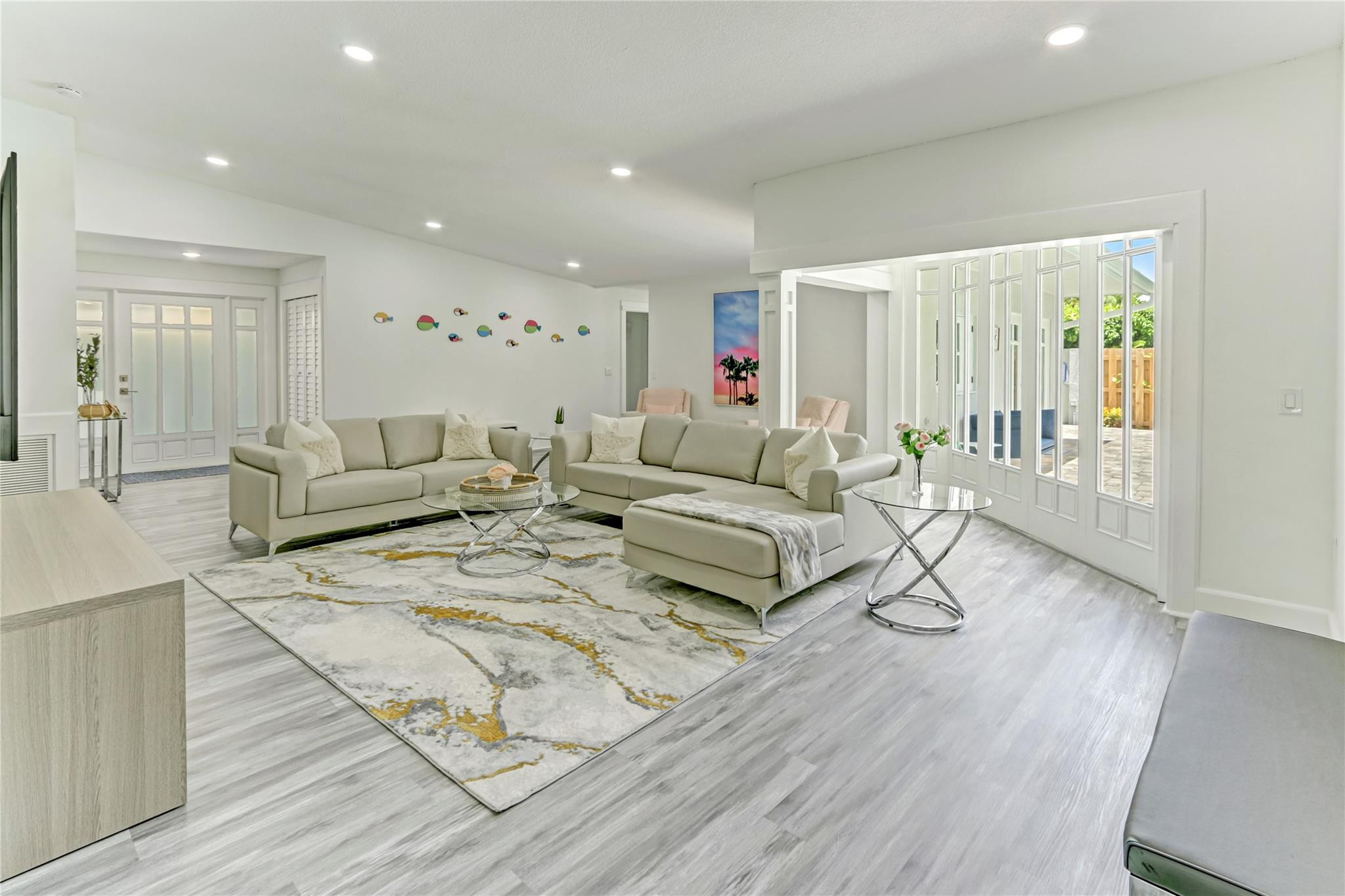 16643 Redwood Way Weston, FL 33326 - Photo 3 of 45 Photo 3