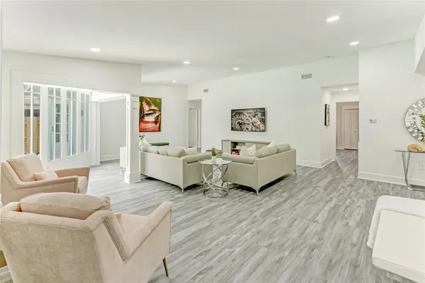$4,950 | 16643 Redwood Way, Weston, FL 33326