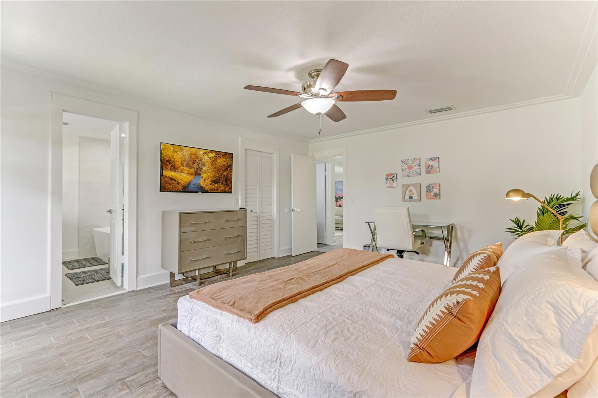 16643 Redwood Way Weston, FL 33326 - Photo 9 of 45 Photo 9