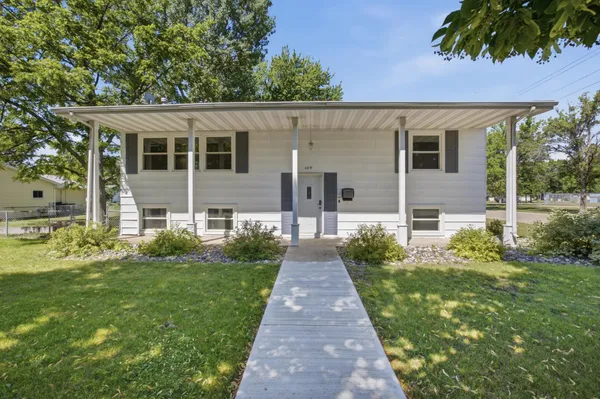 $259,900 | 429 14th Street North, Breckenridge, MN 56520