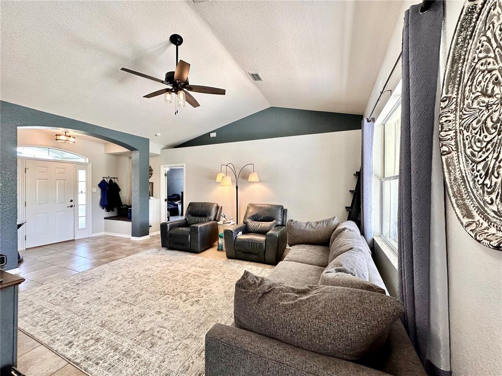 13073 Southwest 3rd Court Ocala, FL 34473 - Photo 4 of 28