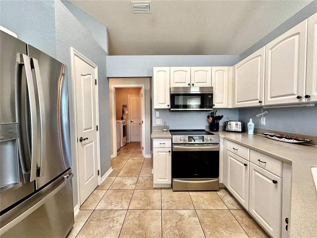 13073 Southwest 3rd Court Ocala, FL 34473 - Photo 7 of 28