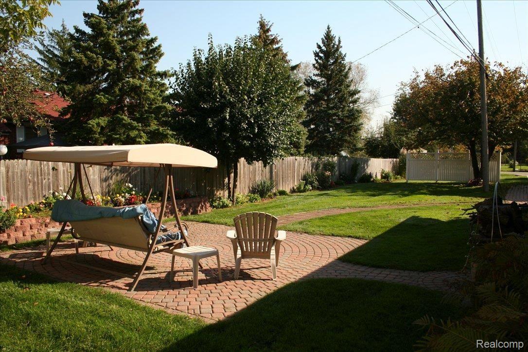 2973 Wisconsin Road Troy, MI 48083 - Photo 5 of 13 Back Yard View 3