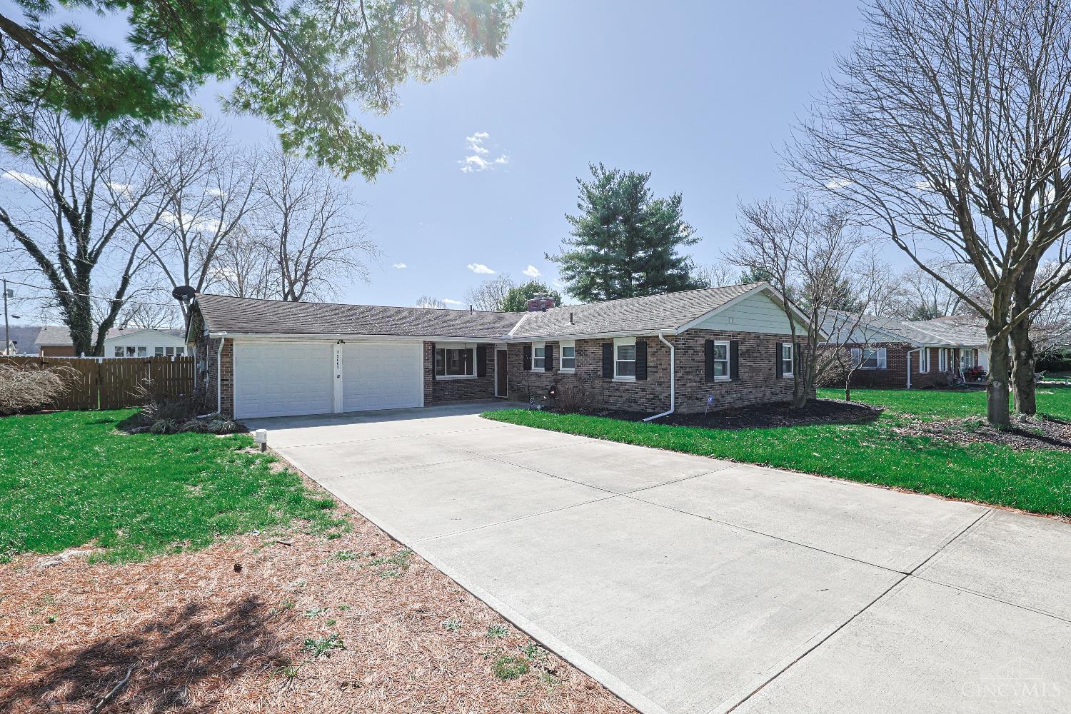 5665 River Road Fairfield, OH 45014 - Photo 2 of 41