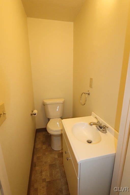 1886 Dinkey Road Lehighton, PA 18235 - Photo 14 of 39 Half Bathroom