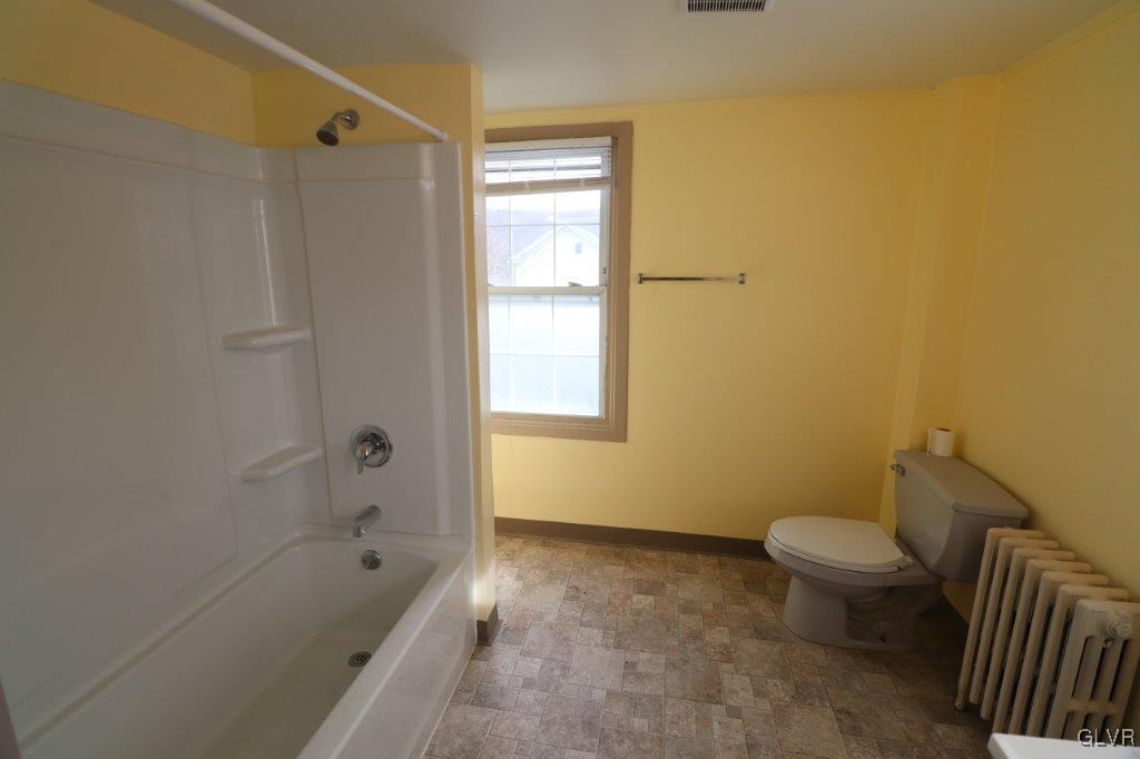 1886 Dinkey Road Lehighton, PA 18235 - Photo 17 of 39 Main Bathroom