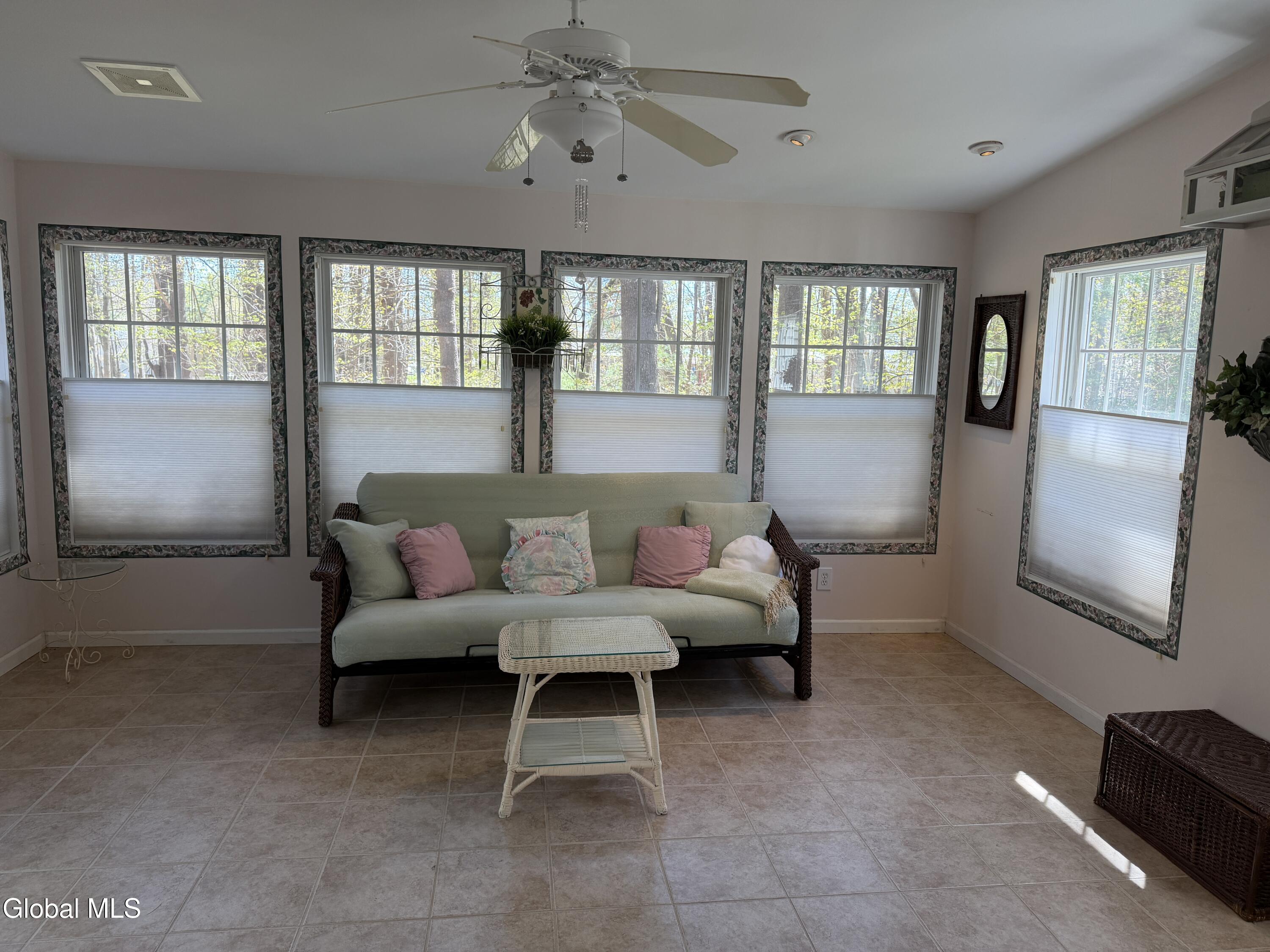 3 Donegal Way Wilton, NY 12866 - Photo 11 of 44 IMG_0793